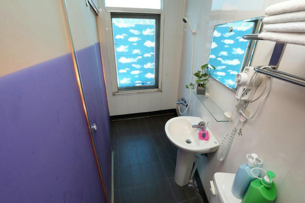 Smile Baby Hotel Luodong Bagian luar foto